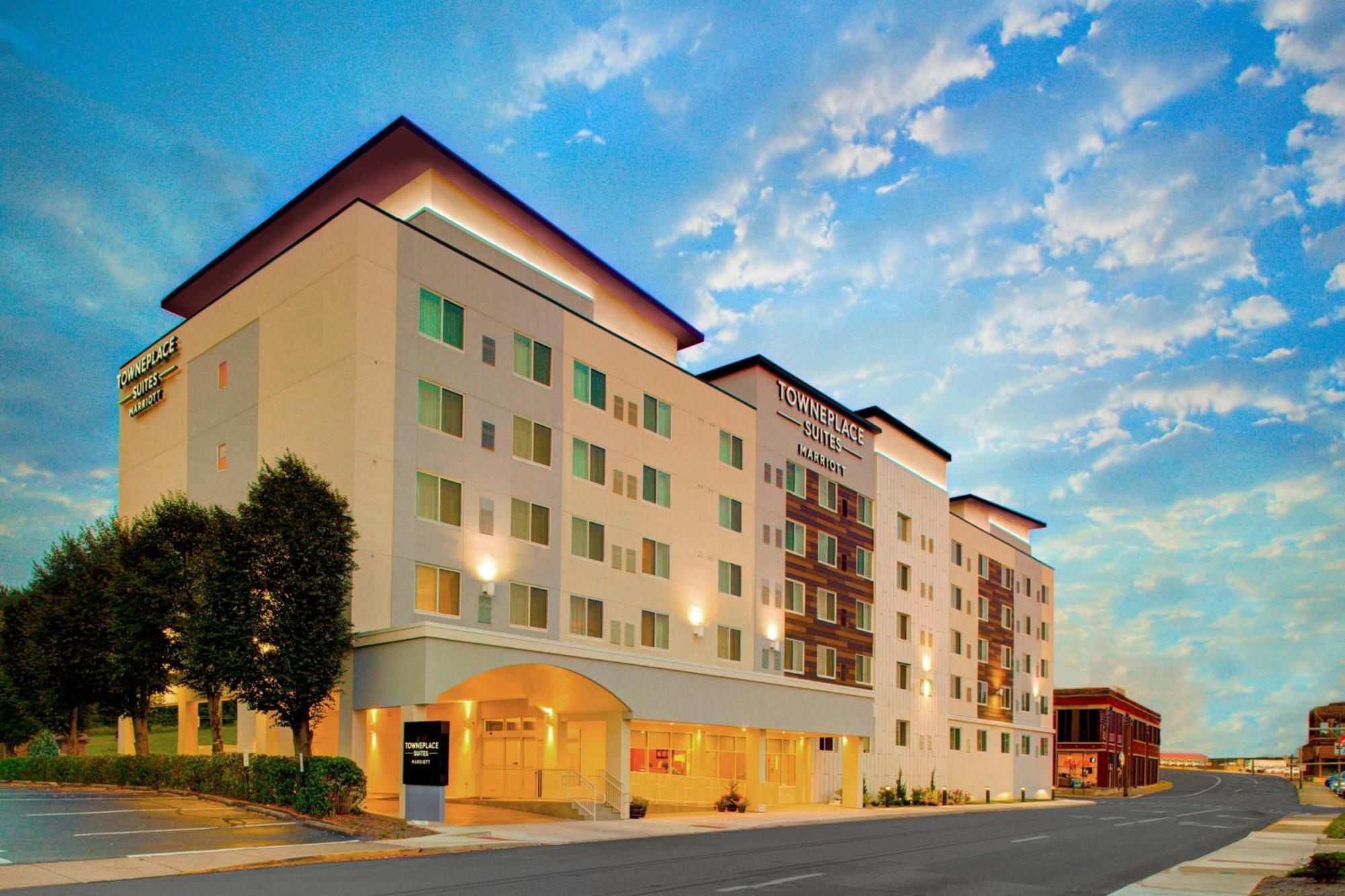 Towneplace Suites By Marriott Parkersburg Bagian luar foto