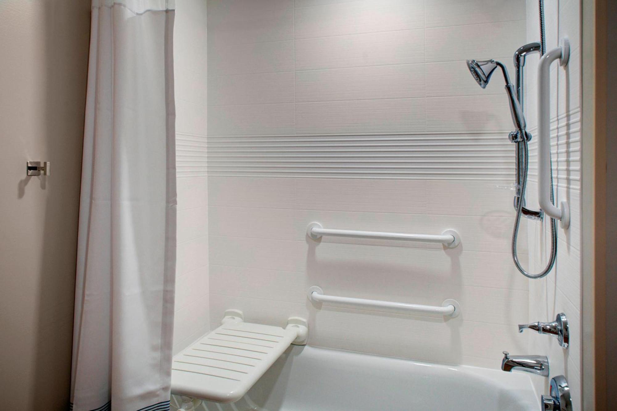Towneplace Suites By Marriott Parkersburg Bagian luar foto